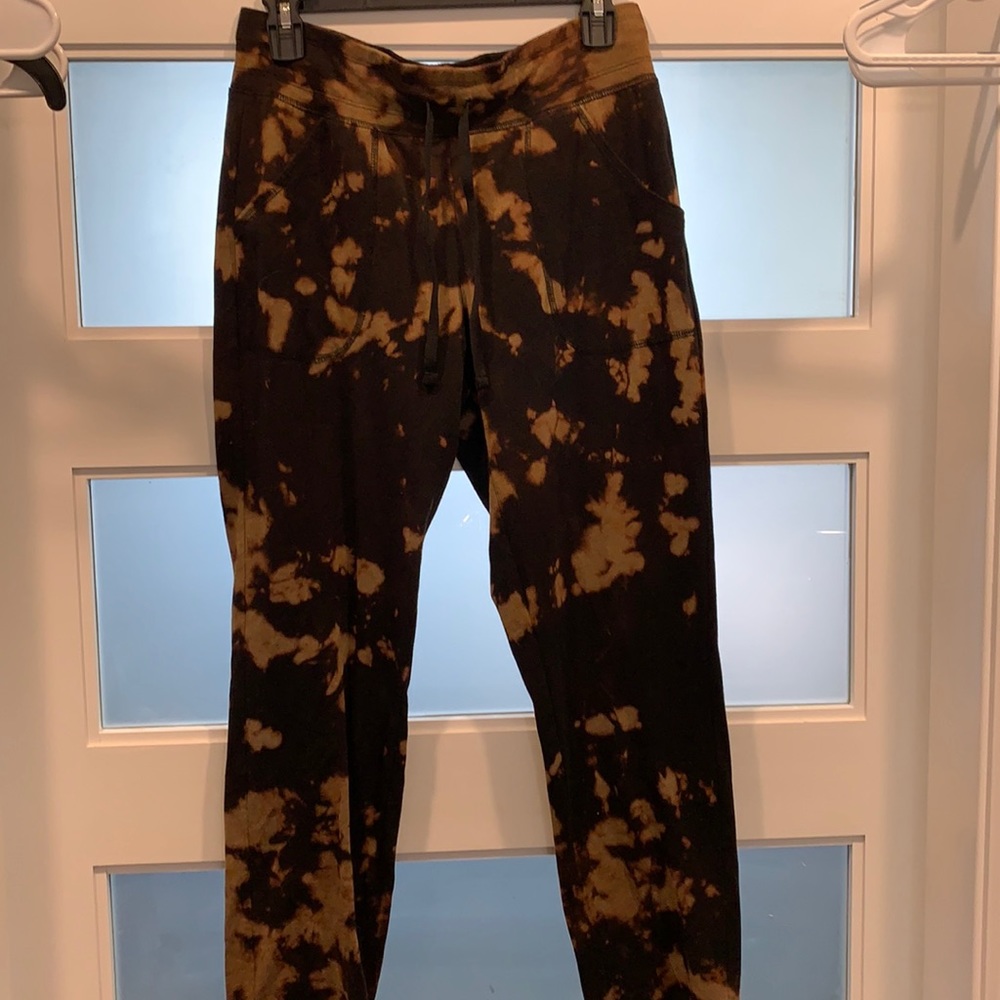 Tie dye yoga pants